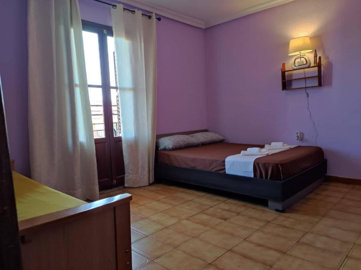 La Habitacion Del Piso Room In The Apartment Alicante Exterior photo